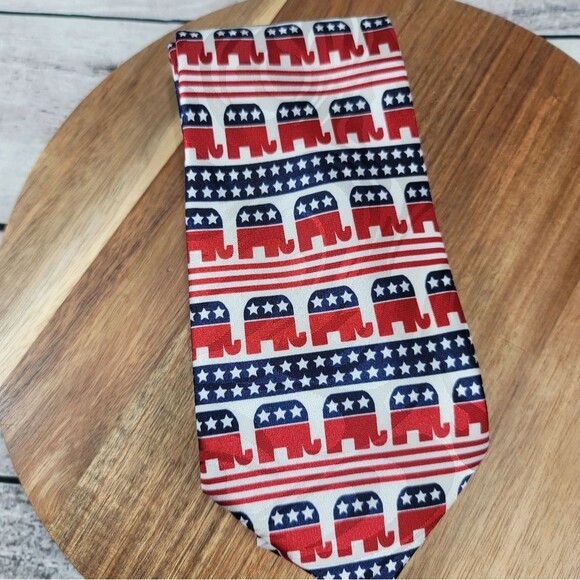 Parquet Mens Republican Elephant Red White and Blue Neck Tie - Picture 6 of 8